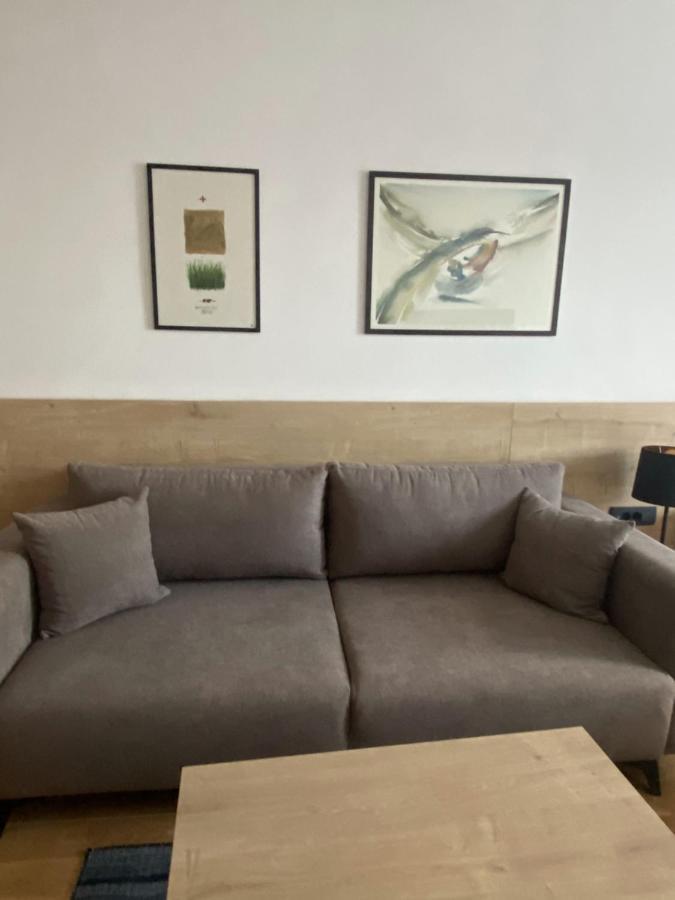 Apartmani G8 パレ エクステリア 写真