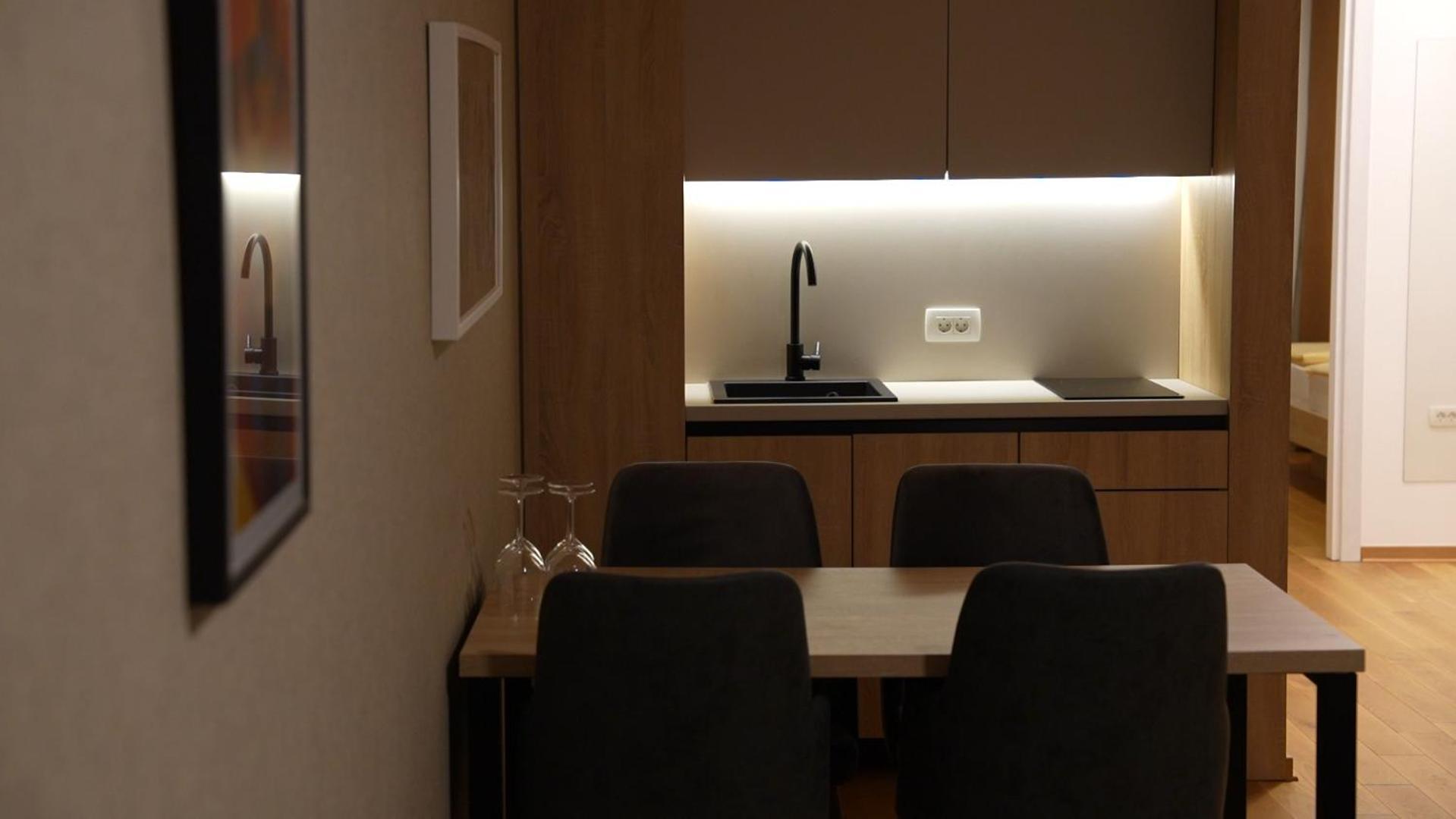 Apartmani G8 パレ エクステリア 写真